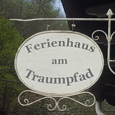 Ferienhaus Am Traumpfad Hatzenport 外观 照片