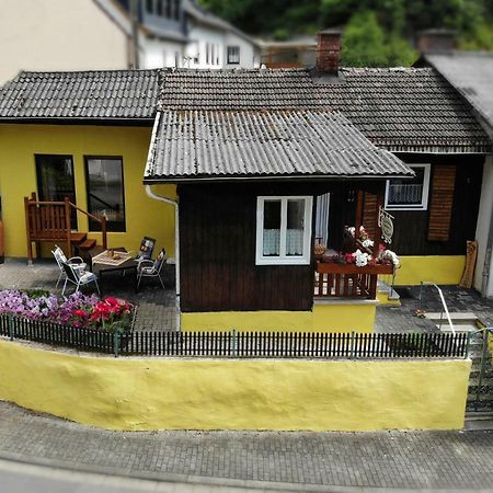Ferienhaus Am Traumpfad Hatzenport 外观 照片